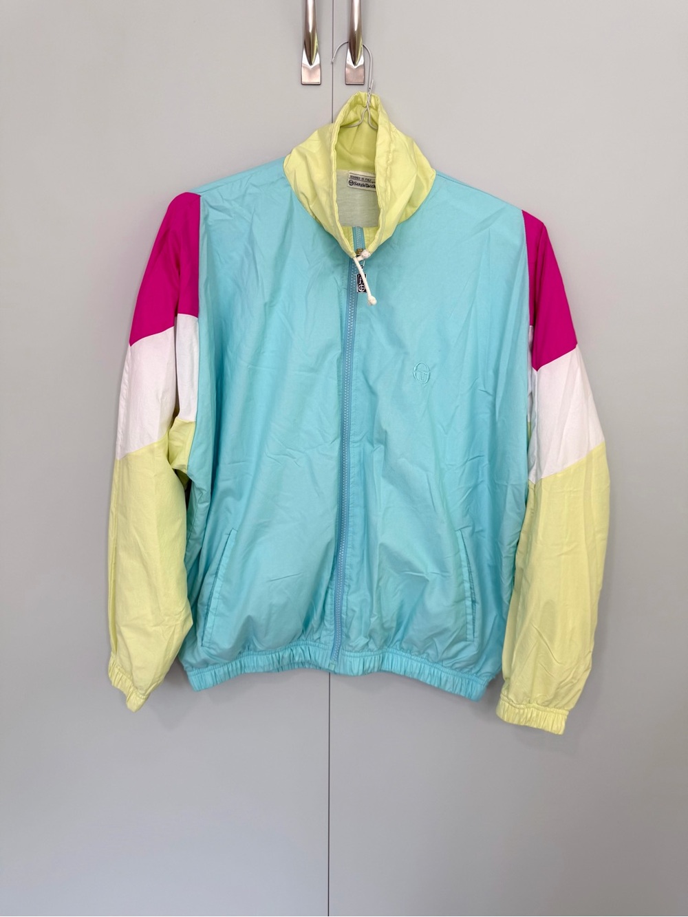 SERGIO TACCHINI Vintage 1980s Color Block Windbreaker Pastel Blue Yellow Pink